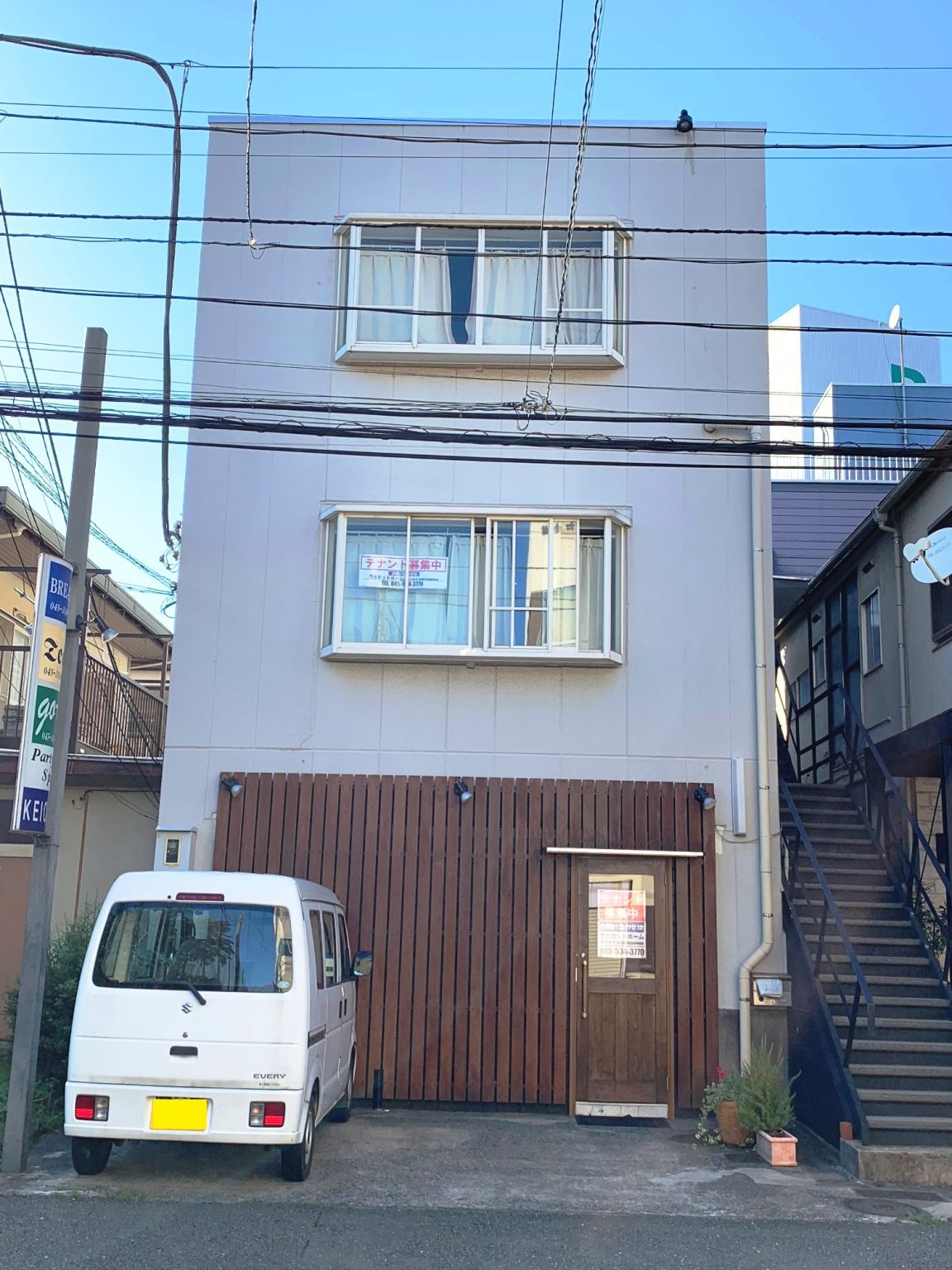 神奈川県横浜市西区岡野／横浜駅西口から徒歩8分、岡野交差点そばの片側1車線道路に面したテナント 歯科 開業 物件紹介 クレセル株式会社 医療広告ガイドラインを遵守したホームページ