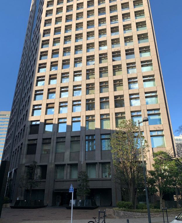 東京都千代田区飯田橋／JR水道橋駅西口から徒歩4分、JR飯田橋駅東口から徒歩6分、35階建てオフィスビルの希少なメディカルフロア内テナント