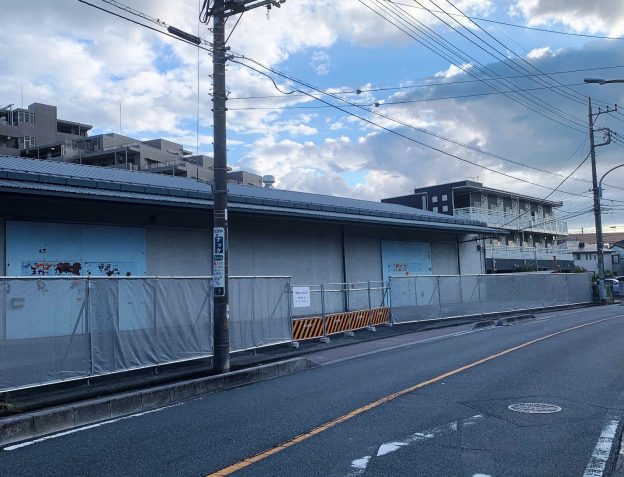 埼玉県戸田市本町／JR埼京線・戸田公園駅東口から徒歩5分、電話局通りに面した1階がスーパーマーケットの新築2階・3階テナント