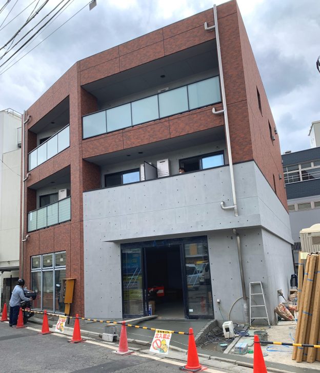 東京都杉並区永福／京王井の頭線・永福町駅北口から徒歩2分、井の頭通りからも50mほどの場所に位置する新築1階テナント