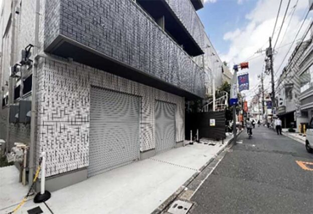 京王線 「千歳烏山駅」徒歩1分 京王線 「千歳烏山駅」徒歩1分